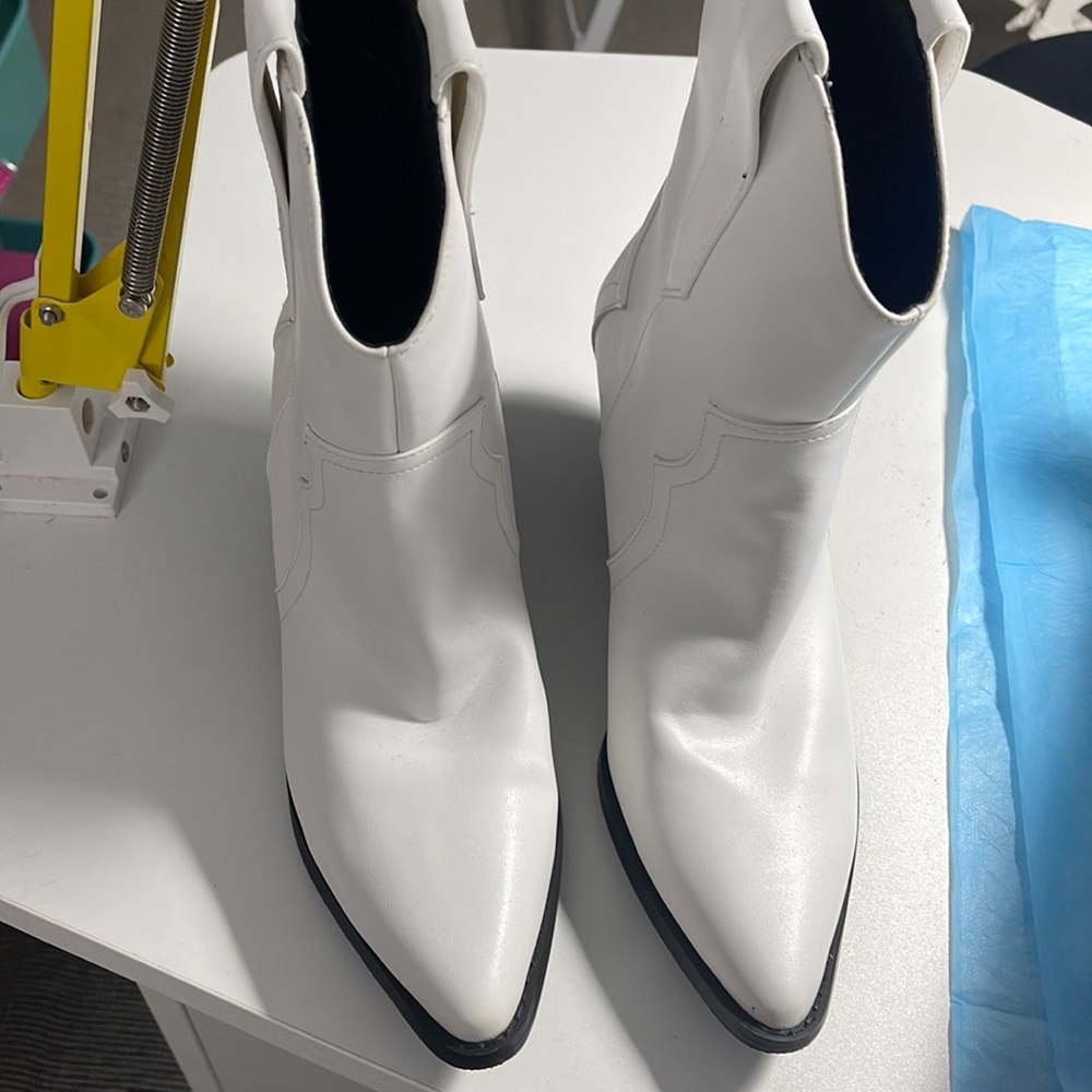 Women shoes